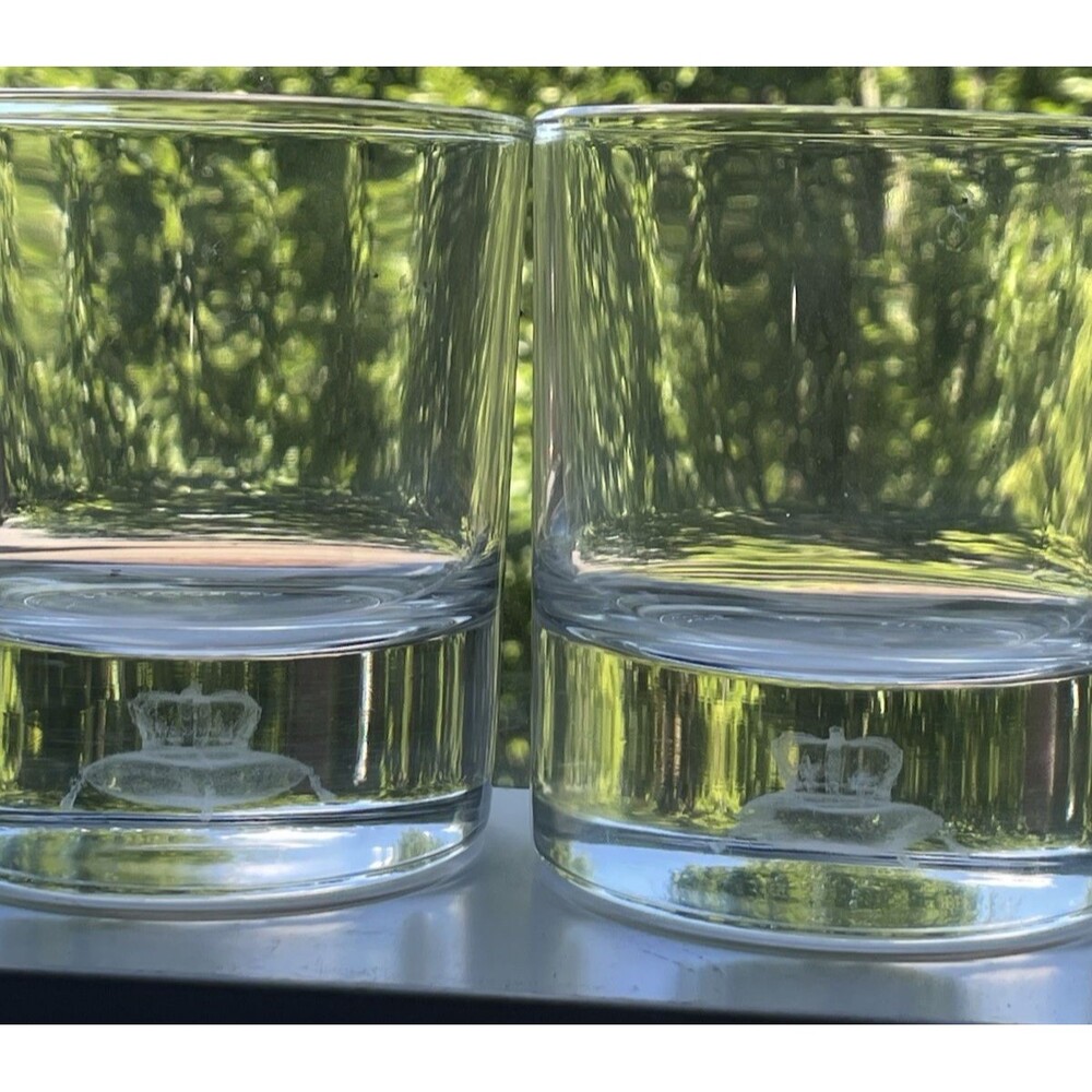 CROWN ROYAL floating crown on pillow 3D Hologram Rocks whiskey Glass set of 2
